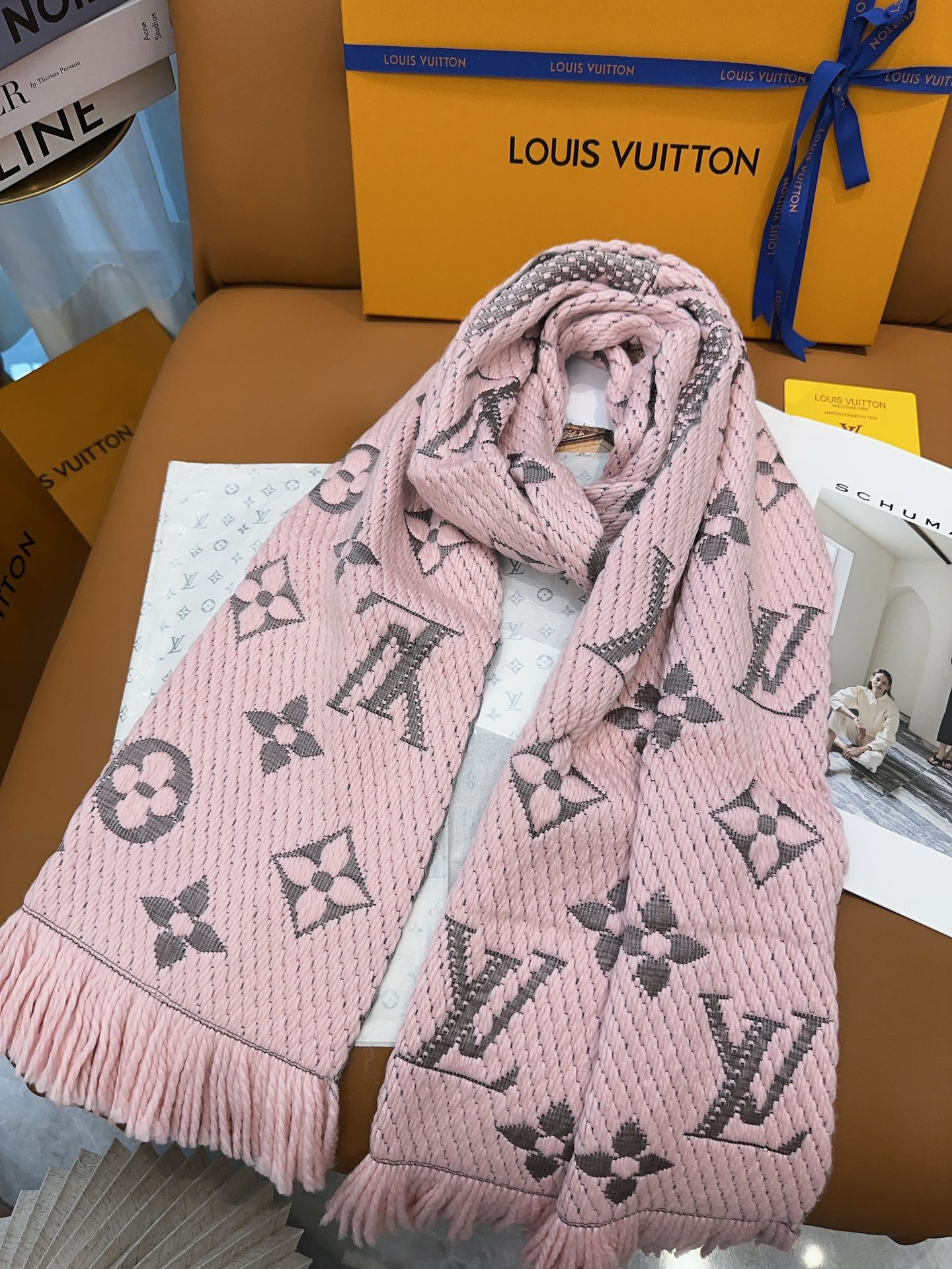 LV Autumn and Winter Wool Scarves Pink